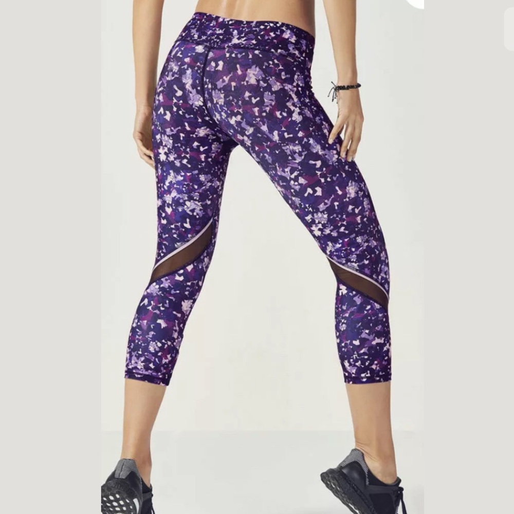 FABLETICS Debbie Capri Camo Mesh Tights Yoga Crops
